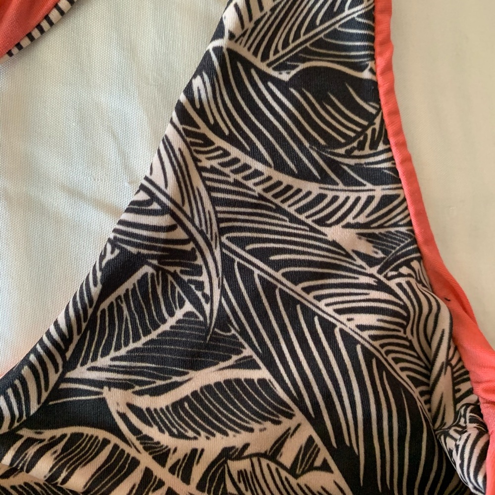 Bikini Top Size M/L - Picture 5 of 5